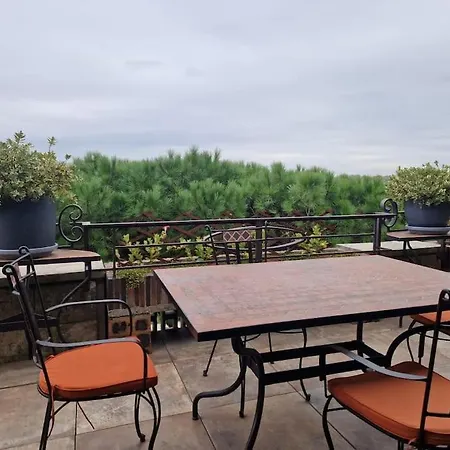 Apartment T3 Terrasse Avignon Intramuros Clim Wifi Barbecue